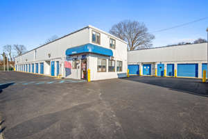 self storage facility hawthorne ny brady exterior