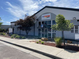 self storage facility boulder co pearl exterior front