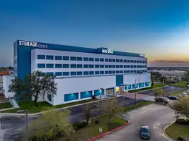 self storage facility pasadena southmore exterior