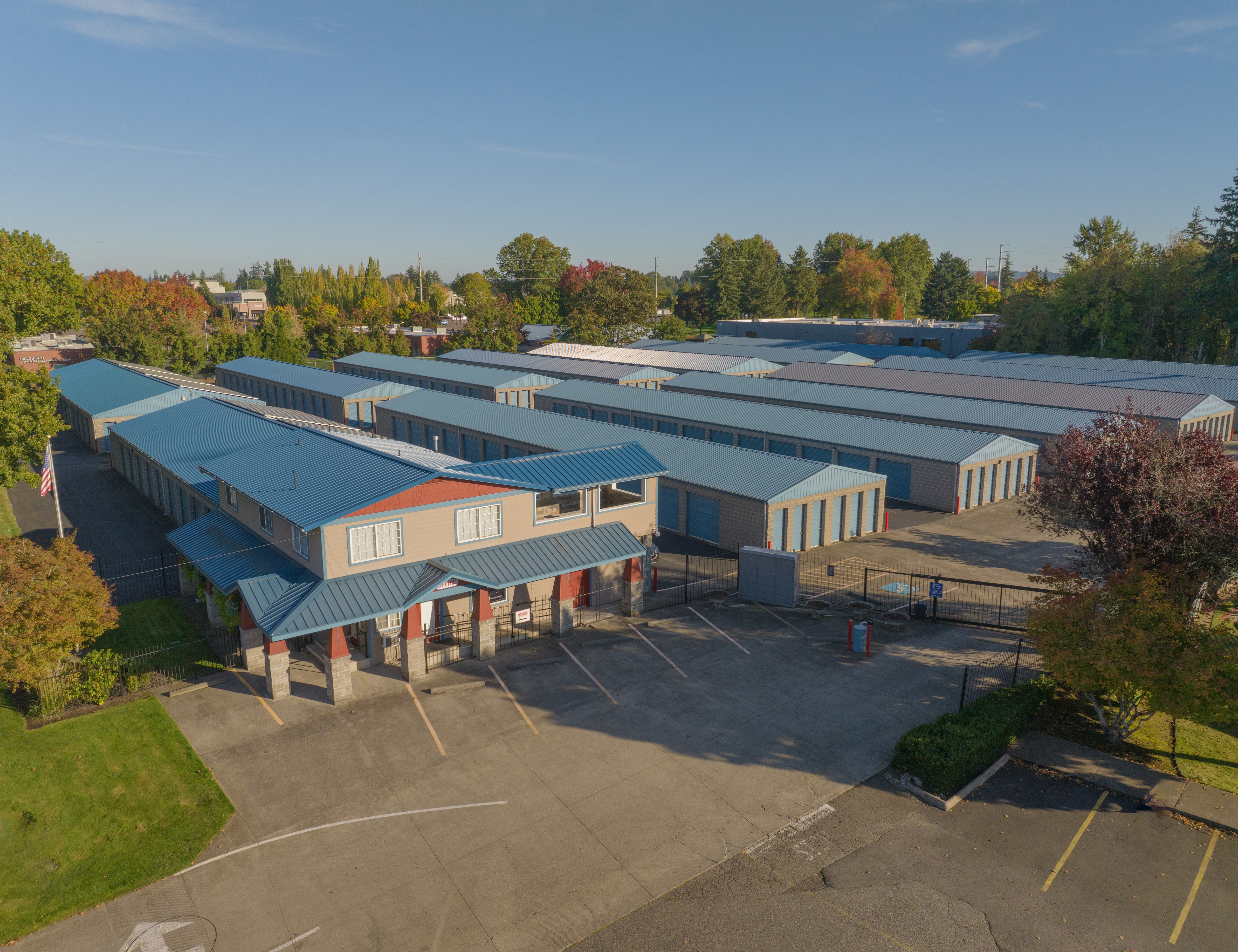 self storage facility hillsboro or 4800 NE cornell rd front office and electronic gate