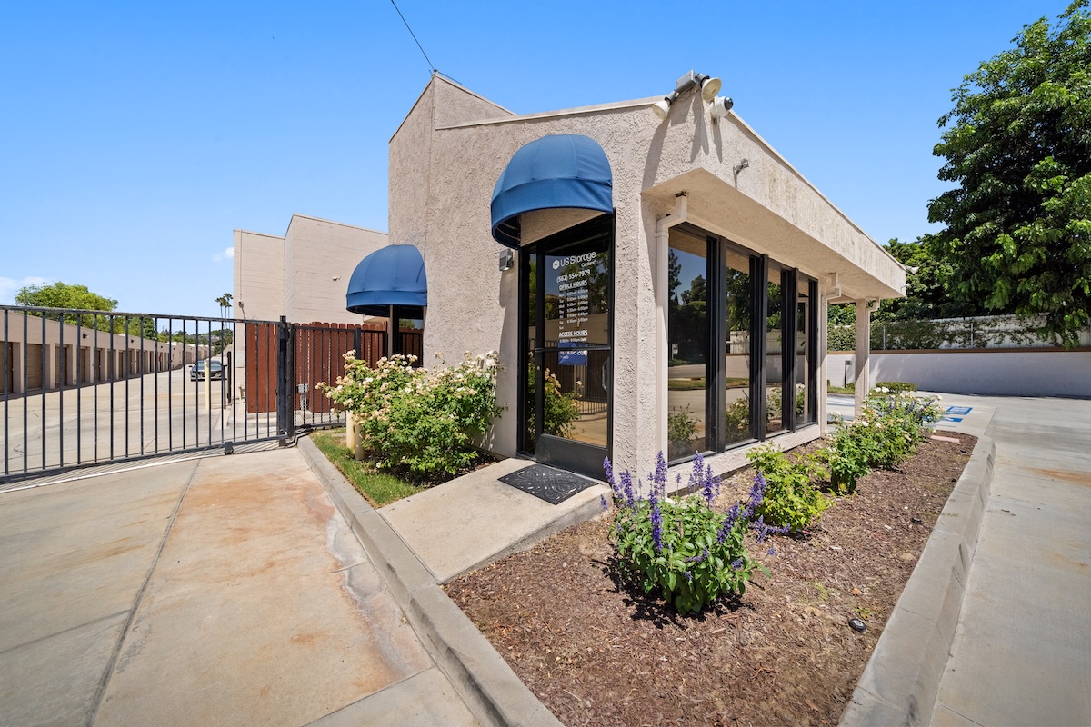 self storage facility la habra ca s beach blvd exterior 