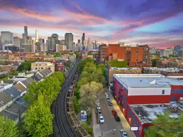 self storage facility chicago il n orleans exterior building 3