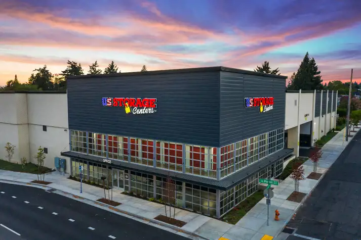 self storage facility portland or powell blvd exterior front office