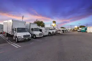 self storage facility el segundo ca chapman exterior building