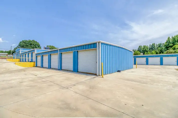 self storage facility iron station nc e hwy 27 exterior unit