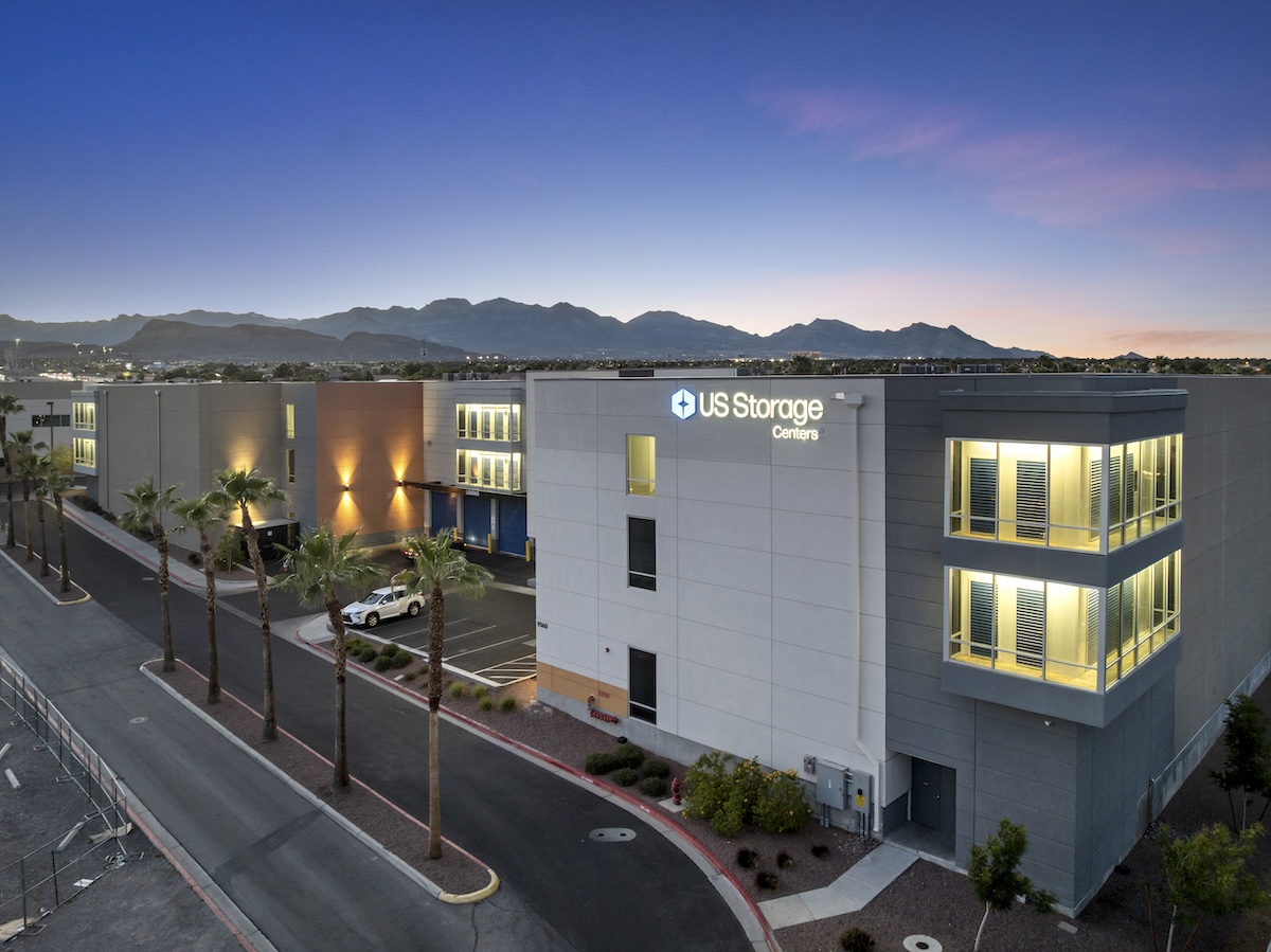 self storage facility exterior building las vegas nv flamingo road