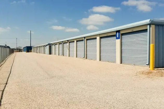 self storage floresville exterior units
