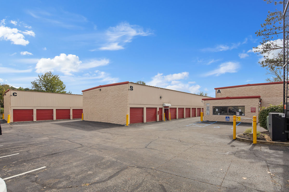 self storage facility mount kisco ny kensico exterior units
