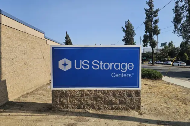 self storage pomona ca signage