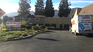 self storage facility la crescenta ca cloud exterior front