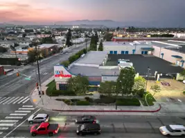 self storage facility commerce ca e olympic exterior office