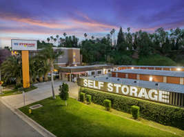 self storage facility corona ca circle city exterior front