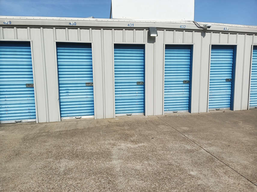 Self Storage Reston Oak View Self Storage