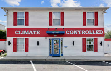 Self Storage Facility in Nashville, TN - image 1 