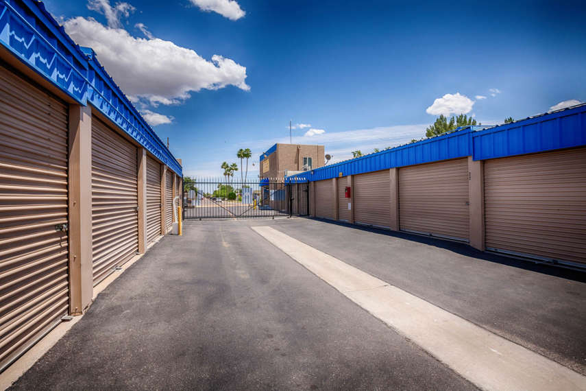Self Storage Units In Glendale Az Us Storage Centers