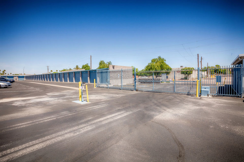 Self Storage Facility at 5801 West San Miguel Avenue - image 7