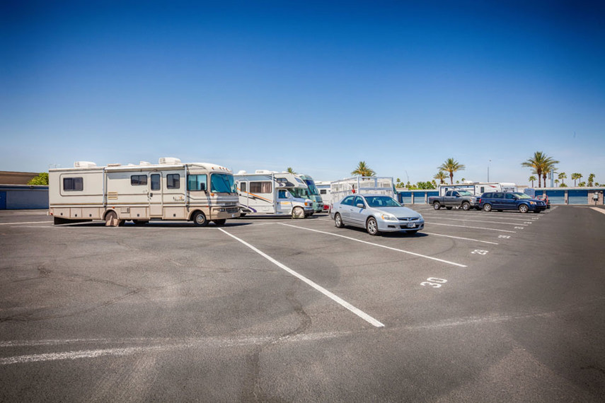 Self Storage Facility at 5801 West San Miguel Avenue - image 8