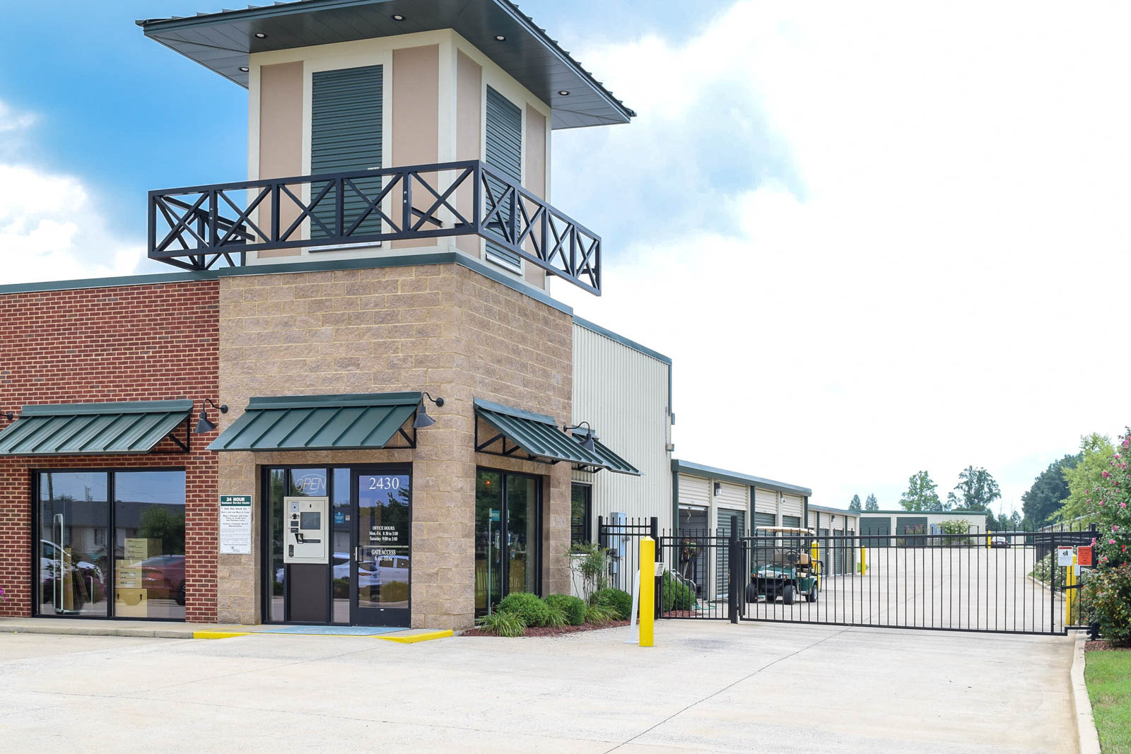 Self Storage Facility in Clarksville, TN - image 1 