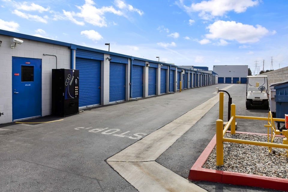 Self Storage Units in Orange, CA Located At 1460 North Main Street