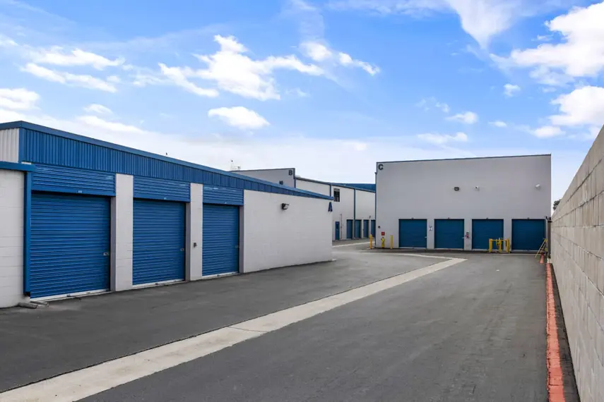 Self Storage Units in Orange, CA Located At 1460 North Main Street