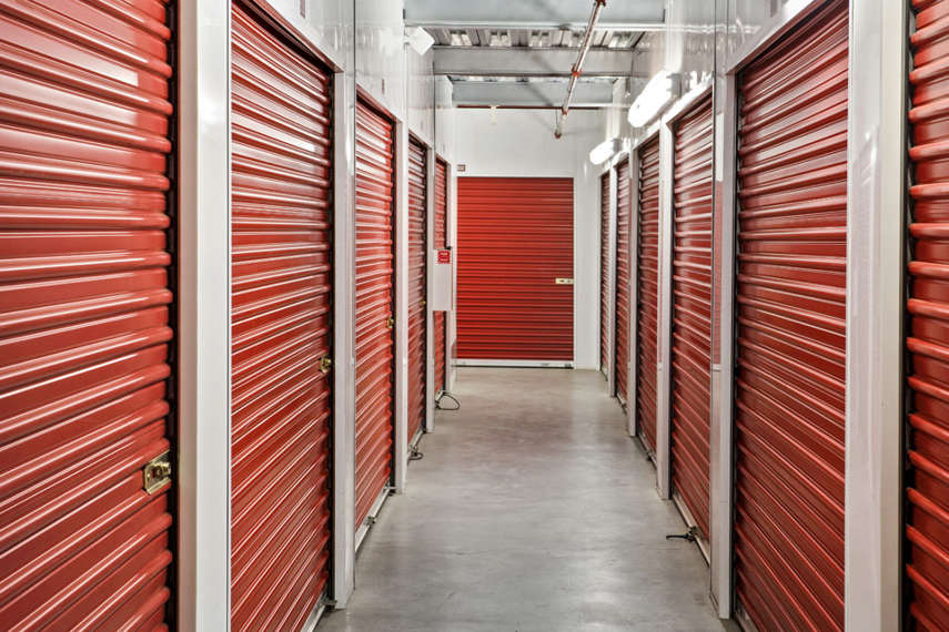 Secure Self Storage Units in Simi Valley, CA US Storage Centers