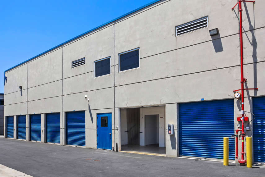 Storage Units in Hawthorne Located At 14680 Aviation Blvd US Storage