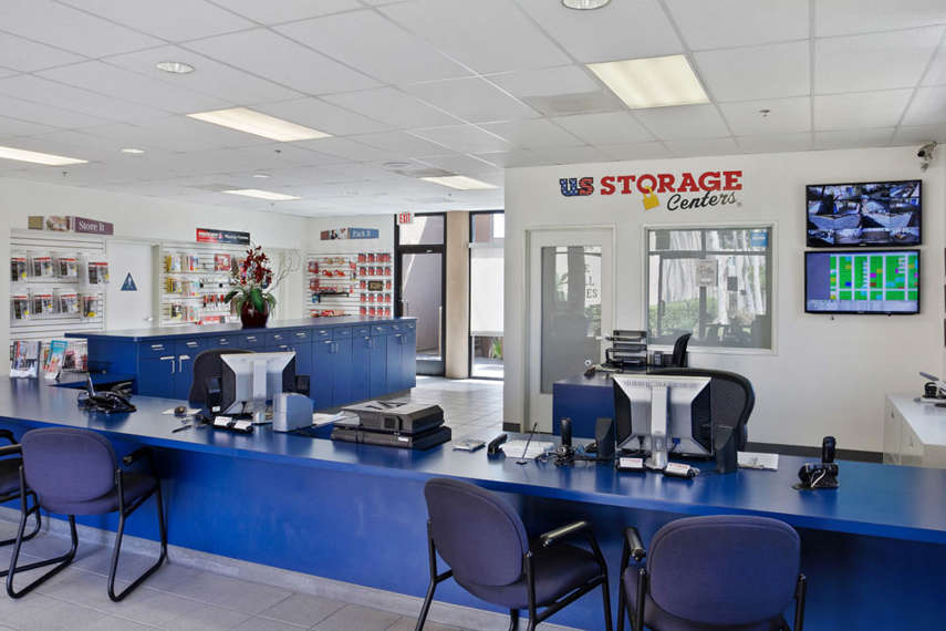 Self Storage Units in Los Angeles, CA US Storage Centers