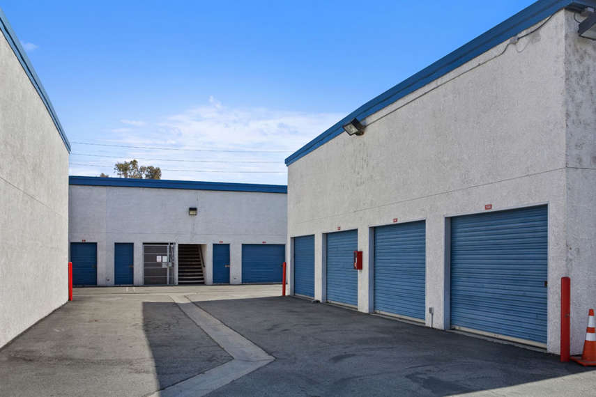 Self Storage Units in Long Beach, CA Ready Storage