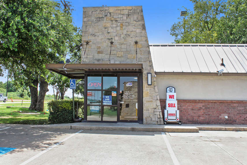 Self Storage Facility in Corinth, TX - image 3