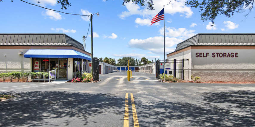 Self Storage Facility in Plantation, FL - image 1 