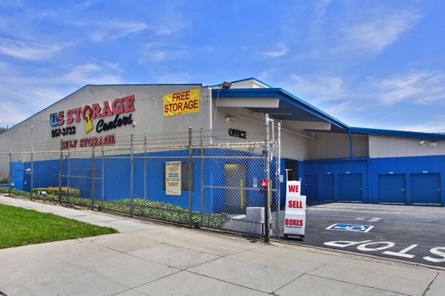 Self Storage Facility in Montrose, CA - image 9